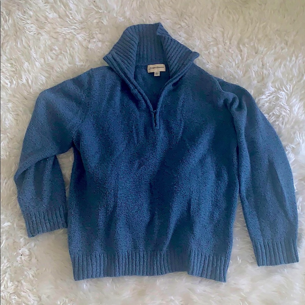 Blue Pullover